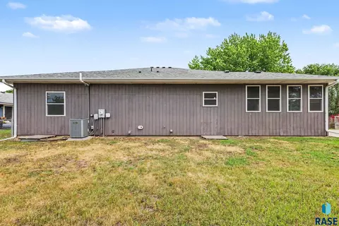 Exterior - 218 Douglas Blvd, Baltic, SD 57003 photo 7 of 7