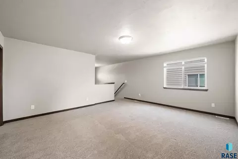 Living - 5537 E Brennan Dr, Sioux Falls, SD 57110 photo 5 of 6