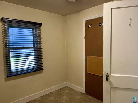 Bedroom - 1031 E 1st Ave, Mitchell, SD 57301 photo 1 of 4