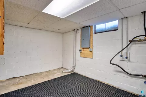 Other - 1908 E 11th St, Sioux Falls, SD 57103 photo 11 of 17