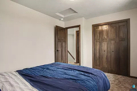 Bedroom - E Meadowside Pl, Sioux Falls, SD 57108 photo 6 of 6