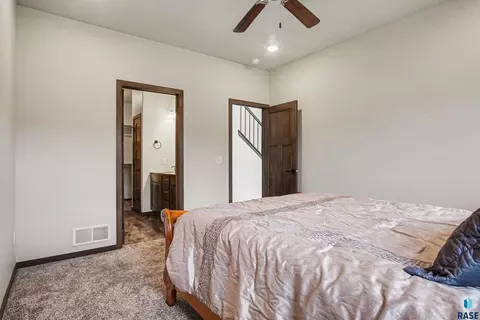 Bedroom - E Meadowside Pl, Sioux Falls, SD 57108 photo 1 of 6