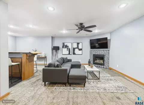 Other - 812 S 5th Ave, Brandon, SD 57005 photo 1 of 9