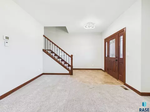 Entry Way - 812 S 5th Ave, Brandon, SD 57005 photo 1 of 2