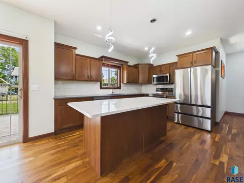 Kitchen - 812 S 5th Ave, Brandon, SD 57005 photo 1 of 3