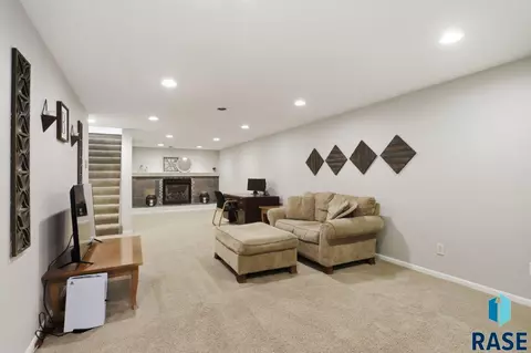 Other - 4209 E 22nd St, Sioux Falls, SD 57103 photo 5 of 13