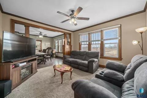 Living - 28286 Bartlett Ave, Canton, SD 57013 photo 3 of 3