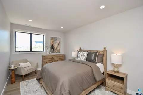 Bedroom - 8421 E Roughlock St, Sioux Falls, SD 57110 photo 18 of 20