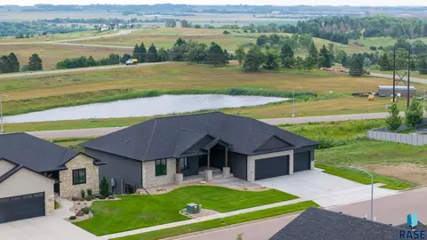View/Area - 8421 E Roughlock St, Sioux Falls, SD 57110 photo 3 of 3