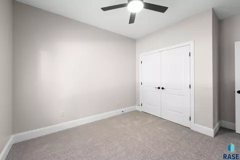 6205 S Pinehurst Ct, Sioux Falls, SD 57108 photo 27