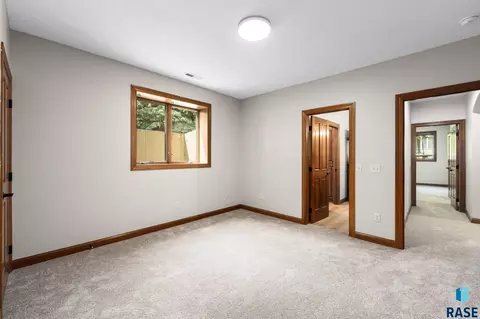 6205 S Pinehurst Ct, Sioux Falls, SD 57108 photo 45