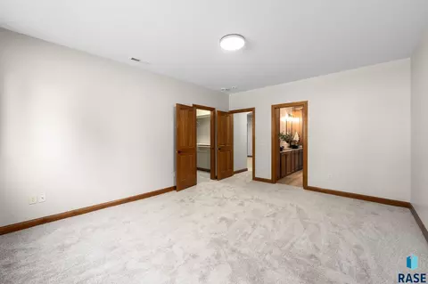 6205 S Pinehurst Ct, Sioux Falls, SD 57108 photo 53