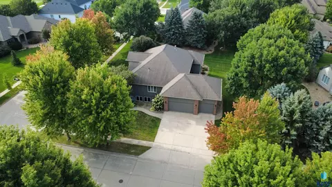 View/Area - 6205 S Pinehurst Ct, Sioux Falls, SD 57108 photo 1 of 4