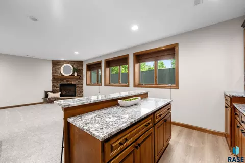 6205 S Pinehurst Ct, Sioux Falls, SD 57108 photo 39