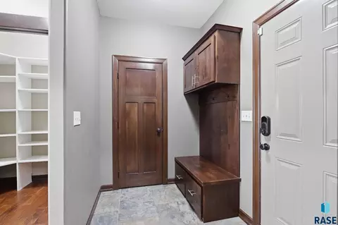 Entry Way - S Copper Crest Cir, Sioux Falls, SD 57110 photo 2 of 2