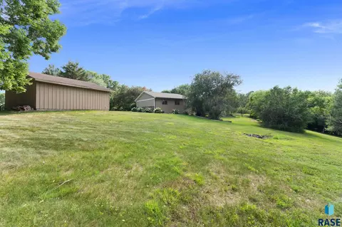 Exterior - 6500 E 26th St, Sioux Falls, SD 57110 photo 13 of 17