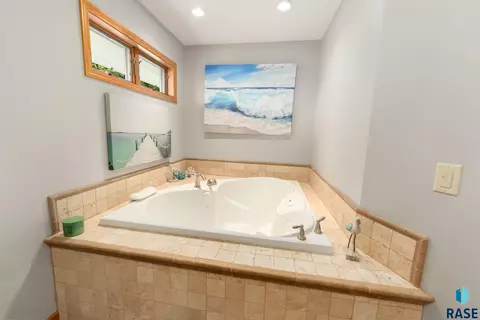 Bath - 6500 E 26th St, Sioux Falls, SD 57110 photo 7 of 11