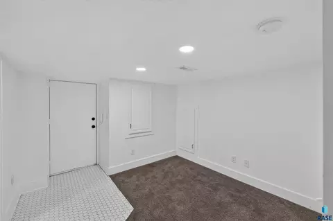 1708 E 7th St, Sioux Falls, SD 57104 photo 37