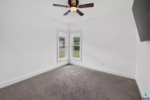 1708 E 7th St, Sioux Falls, SD 57104 photo 22