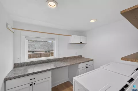 1708 E 7th St, Sioux Falls, SD 57104 photo 25
