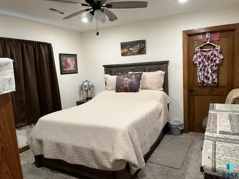 502 E 4th St, Canton, SD 57013 photo 7