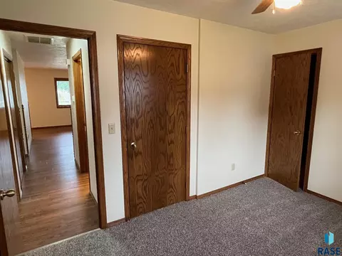 502 E 4th St, Canton, SD 57013 photo 19