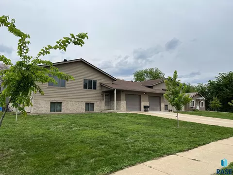 502 E 4th St, Canton, SD 57013 photo 34