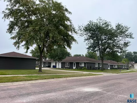Exterior - 1100 Elder St, Canton, SD 57013 photo 3 of 6