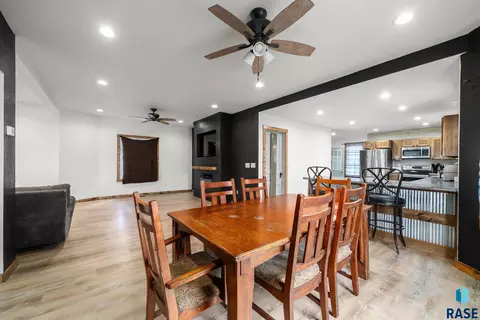 420 7th St, Hudson, SD 57034 photo 9