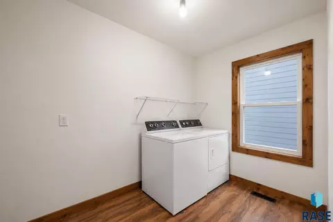 420 7th St, Hudson, SD 57034 photo 37