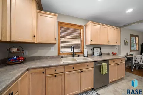 3108 E 15th St, Sioux Falls, SD 57103 photo 15