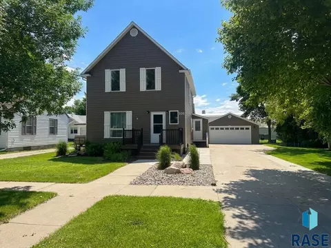 105 W Ash St, Arlington, SD 57212