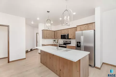 Kitchen - 6143 S Bison Pl, Sioux Falls, SD 57108 photo 1 of 3