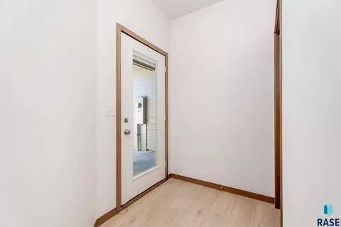 Entry Way - 6143 S Bison Pl, Sioux Falls, SD 57108 photo 1 of 1