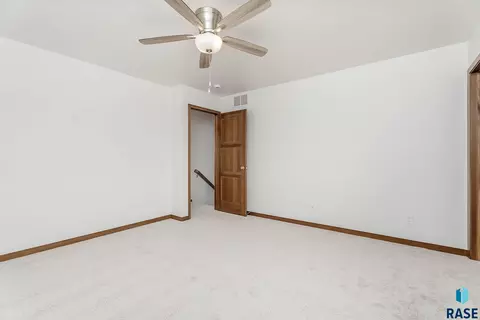 Bedroom - 6143 S Bison Pl, Sioux Falls, SD 57108 photo 3 of 7