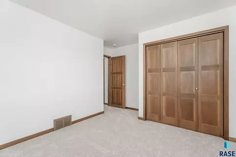 Bedroom - 6143 S Bison Pl, Sioux Falls, SD 57108 photo 7 of 7