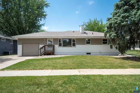 3005 S 5th Ave, Sioux Falls, SD 57105