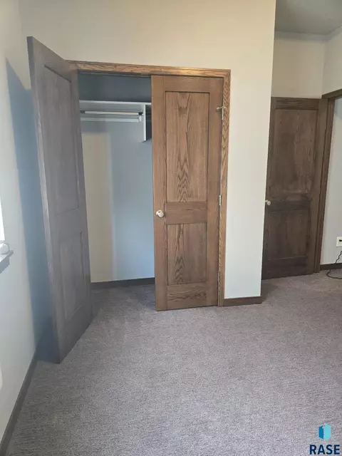 Other - 504 W Cascade St, Sioux Falls, SD 57108 photo 4 of 6