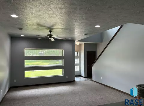 Other - 504 W Cascade St, Sioux Falls, SD 57108 photo 1 of 6