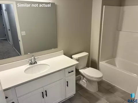 Bath - 5616 E Ashwood Cir, Sioux Falls, SD 57108 photo 3 of 3