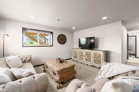 Living - 745 Fox Ct, Tea, SD 57064 photo 3 of 3
