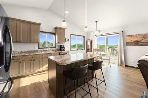 Kitchen - 745 Fox Ct, Tea, SD 57064 photo 2 of 5