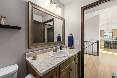 Bath - 745 Fox Ct, Tea, SD 57064 photo 1 of 8