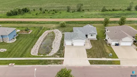 View/Area - 745 Fox Ct, Tea, SD 57064 photo 1 of 25