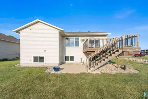 Exterior - 745 Fox Ct, Tea, SD 57064 photo 15 of 19
