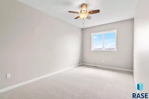 Bedroom - 220 Ivy Ln, Crooks, SD 57020 photo 7 of 8