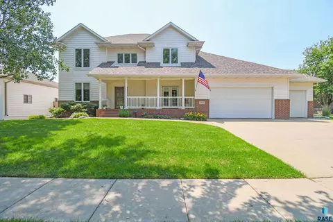3913 S Pillsberry Ave, Sioux Falls, SD 57103