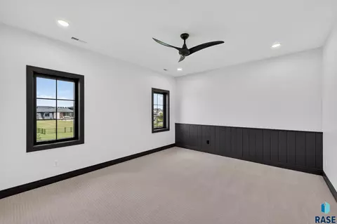 5501 E Markham St, Sioux Falls, SD 57110 photo 38