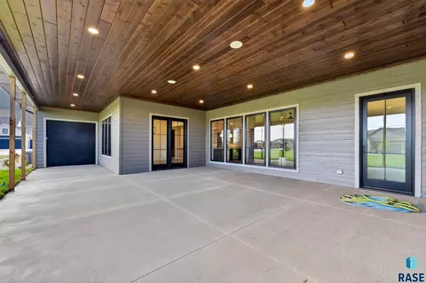 5501 E Markham St, Sioux Falls, SD 57110 photo 24