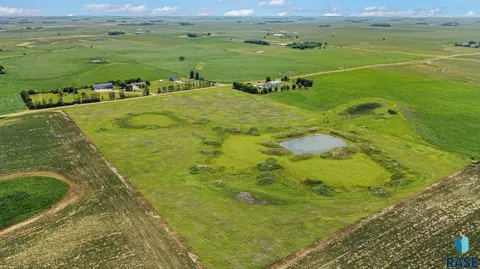 463 Rd Ave, Tea, SD 57064